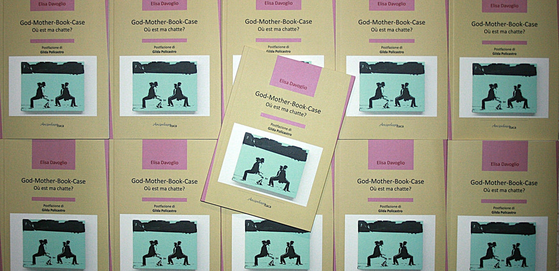 GOD-MOTHER-BOOK-CASE - Où est ma chatte?