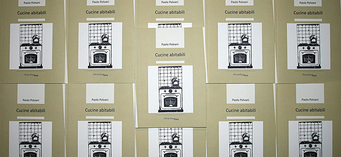 Cucine abitabili - Collana SORGIVA - Riedizioni di volumi di poesia e altre produzioni speciali. In copertina: un disegno di Alberto Cini. Con la motivazione dell'11^ edizione del Premio nazionale editoriale di poesia "Arcipelago itaca" - Opera già edita vincitrice e da ripubblicare di Alessio Alessandri